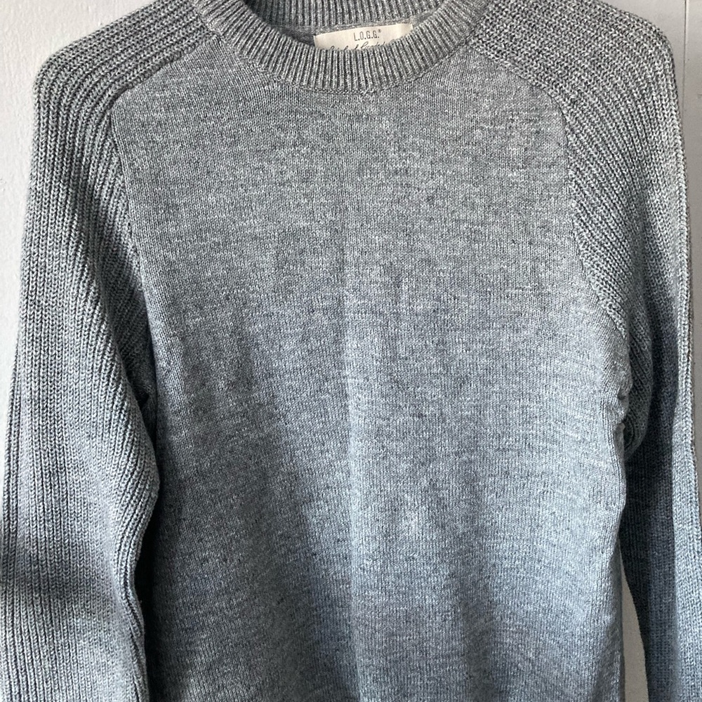 Gray Men's Sweater - Picture 4 of 6